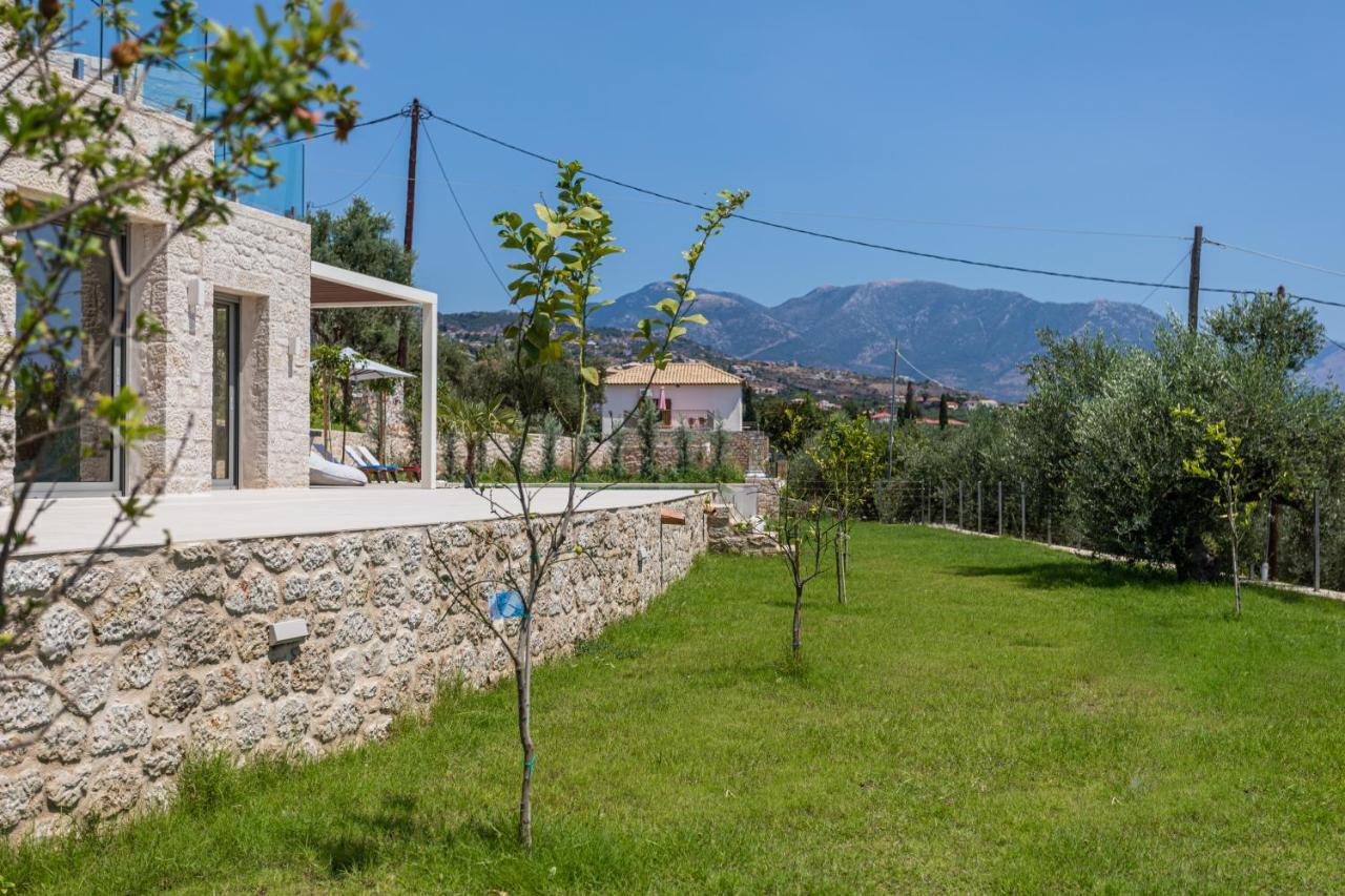 Manitennisvillas Stoupa Exterior photo