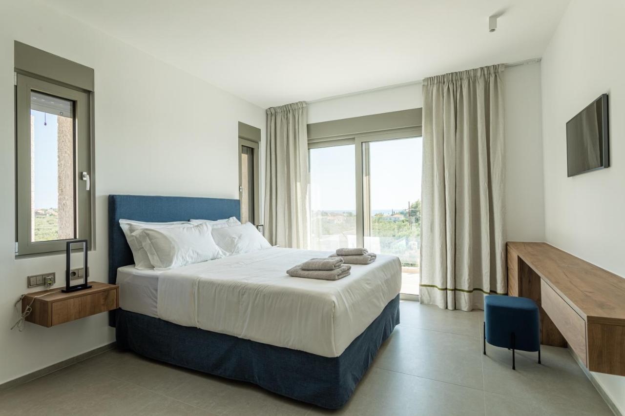 Manitennisvillas Stoupa Exterior photo